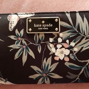 New kate spade wilson rd,Botanical madalyn wallet